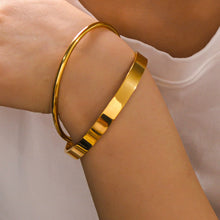 Load image into Gallery viewer, The Orbit Bangle