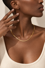 Load image into Gallery viewer, The Herringbone Necklace
